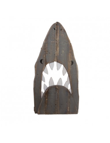Cabeza de tiburon para la decoración de verano en escaparates de tiendas o comercios
